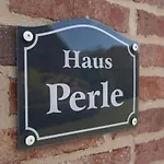 Haus Perle בית נופש *